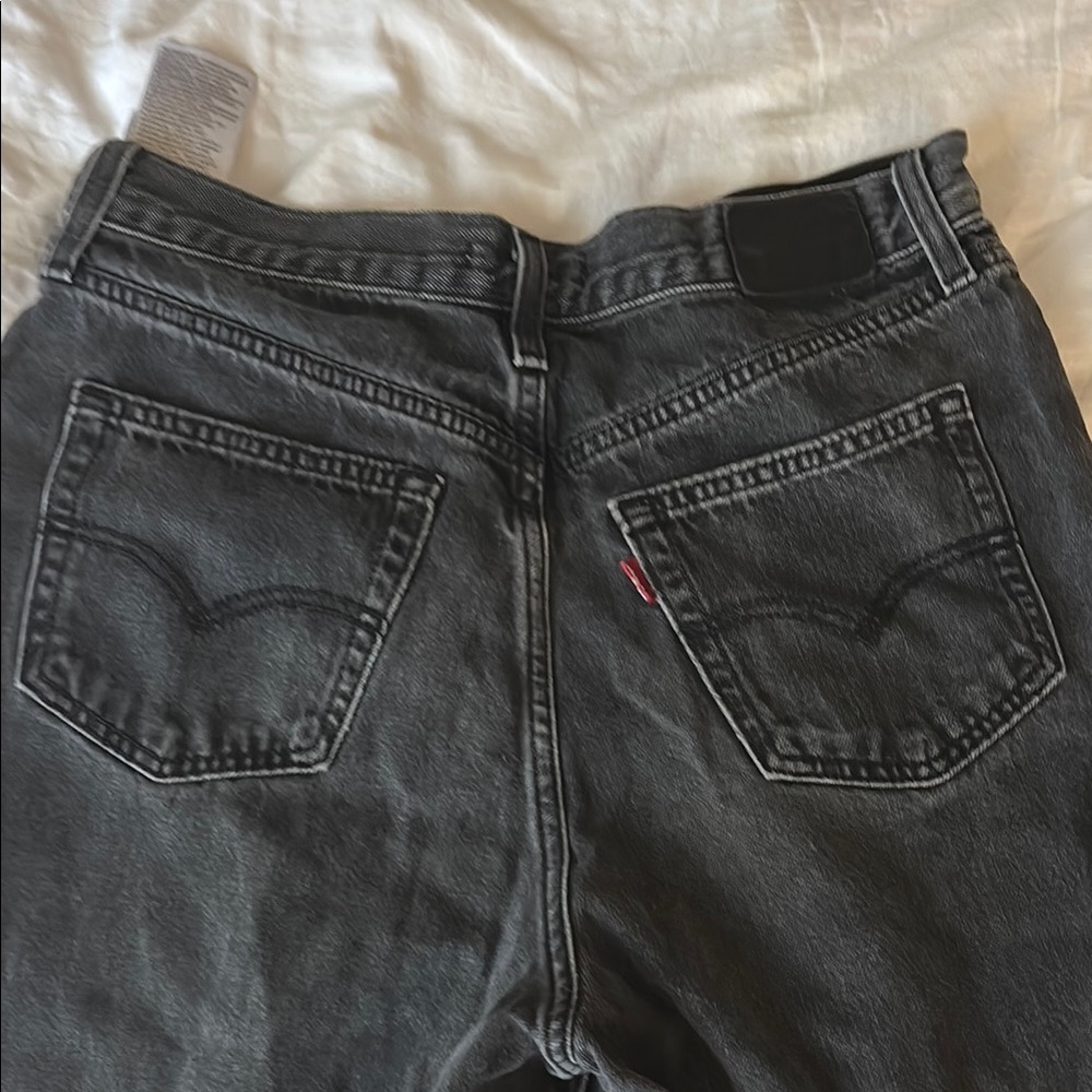 Levis Classic Black womens Jeans - Picture 3 of 3